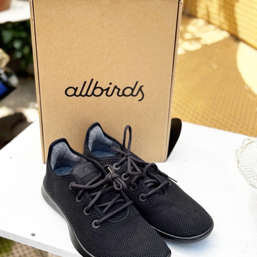 Allbirds TREE RUNNERS Black knit on Black Sole sneakers MEN’s 12 NEW